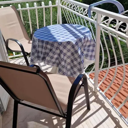 Dana - One Bedroom 2 Apartmán *